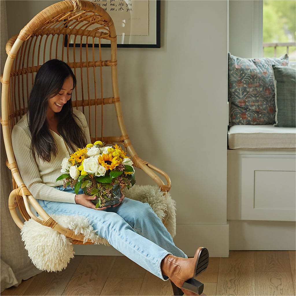 Luminous Morning Bouquet – TREASURE HUT FLOWERS GIFTS & GHSES, Delavan WI