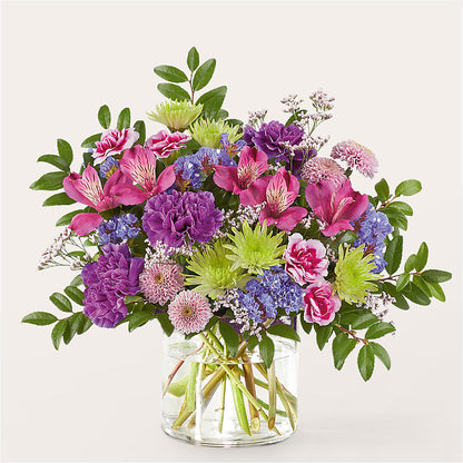 Glass Half Full Bouquet – TREASURE HUT FLOWERS GIFTS & GHSES, Delavan WI