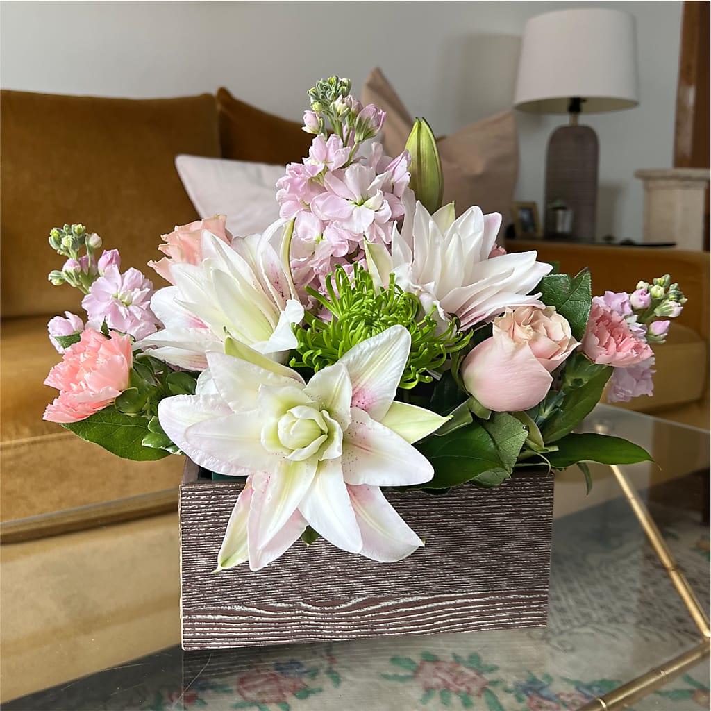 Beautiful Spirit Basket – TREASURE HUT FLOWERS GIFTS & GHSES, Delavan WI