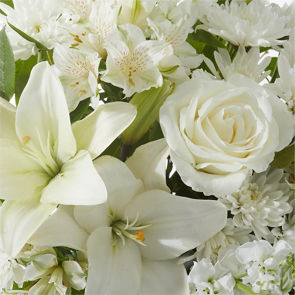 Peaceful Reflections Arrangement – TREASURE HUT FLOWERS GIFTS & GHSES, Delavan WI