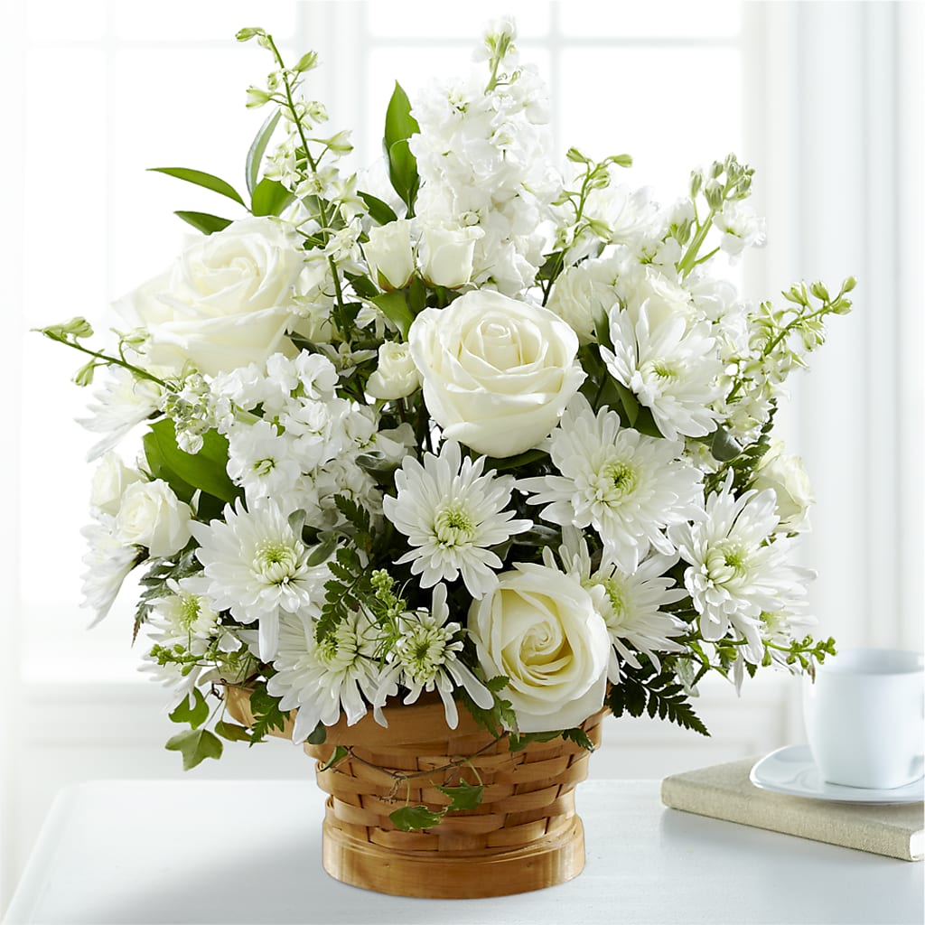 Heartfelt Condolences Arrangement – TREASURE HUT FLOWERS GIFTS & GHSES, Delavan WI