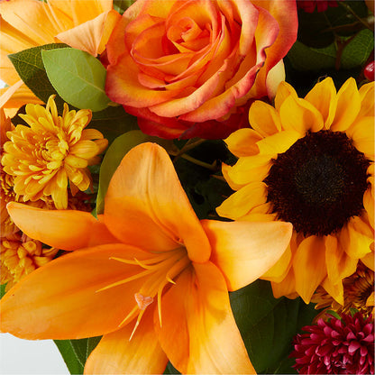 Grateful Centerpiece – TREASURE HUT FLOWERS GIFTS & GHSES, Delavan WI