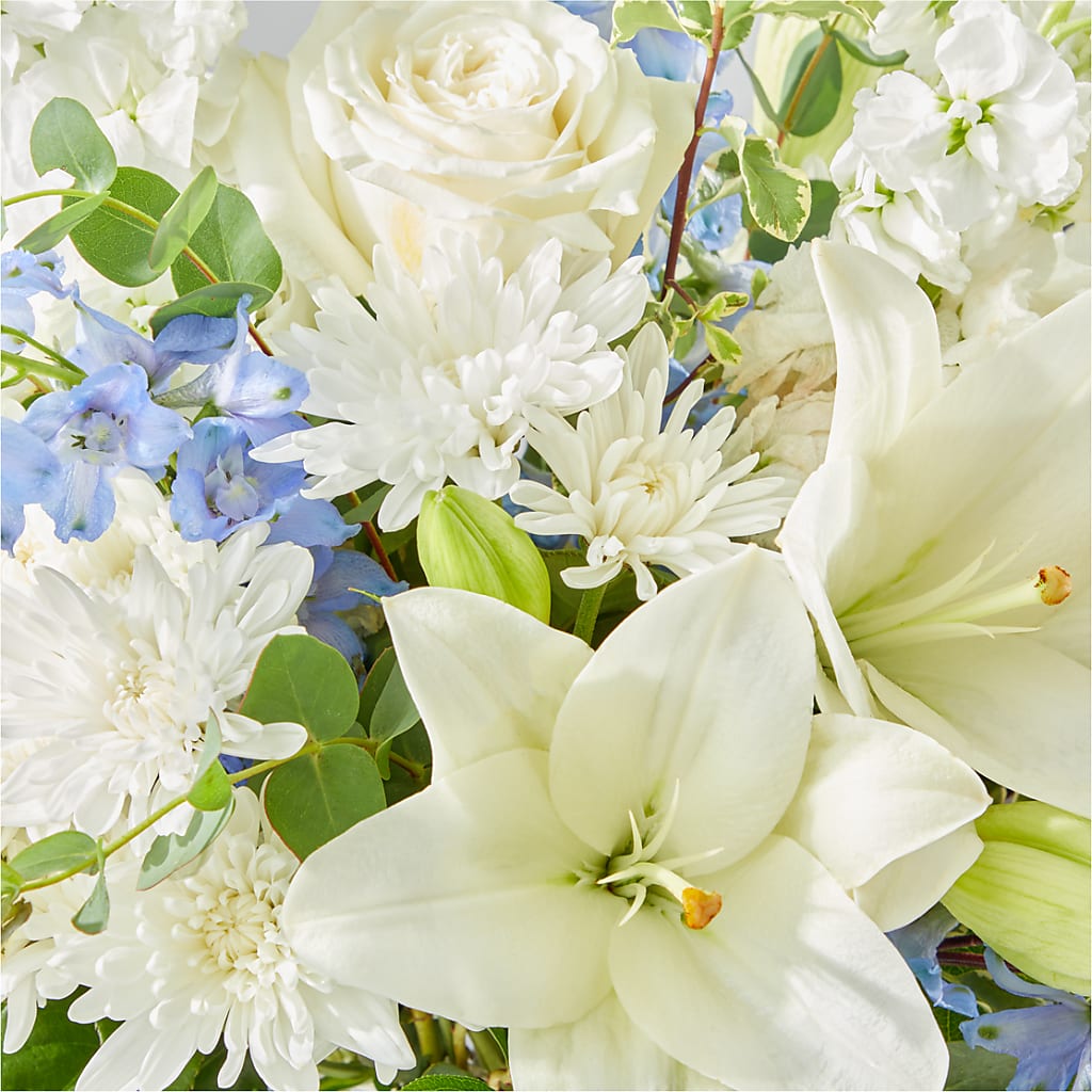 Peace of Mind Bouquet – TREASURE HUT FLOWERS GIFTS & GHSES, Delavan WI