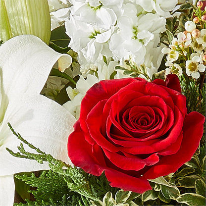 Twinkle Lights Bouquet – TREASURE HUT FLOWERS GIFTS & GHSES, Delavan WI