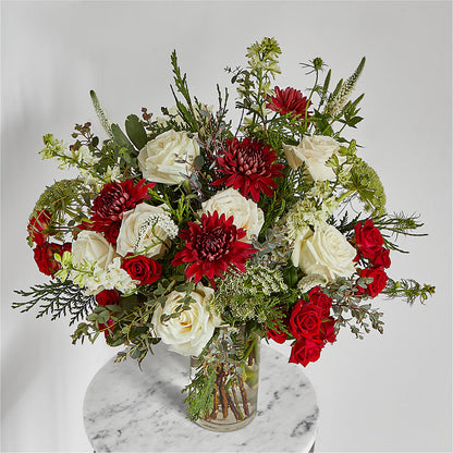Favorite Traditions Bouquet – TREASURE HUT FLOWERS GIFTS & GHSES, Delavan WI