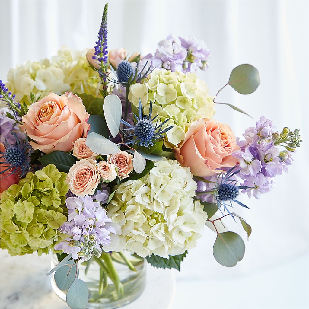 Porch Swing Bouquet – TREASURE HUT FLOWERS GIFTS & GHSES, Delavan WI