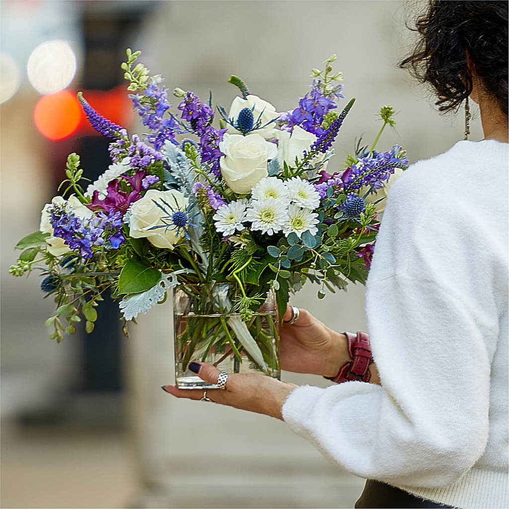 Shooting Star Bouquet – TREASURE HUT FLOWERS GIFTS & GHSES, Delavan WI