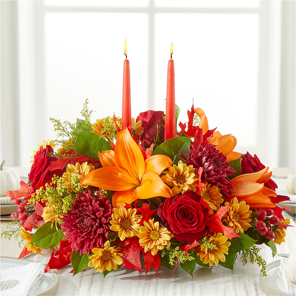 Autumn's Embrace Centerpiece – TREASURE HUT FLOWERS GIFTS & GHSES, Delavan WI