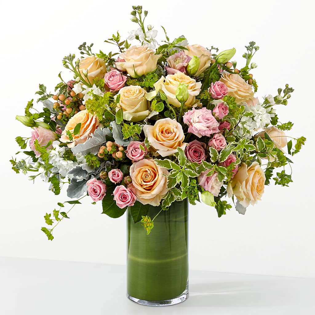 The Glamour Shot – TREASURE HUT FLOWERS GIFTS & GHSES, Delavan WI