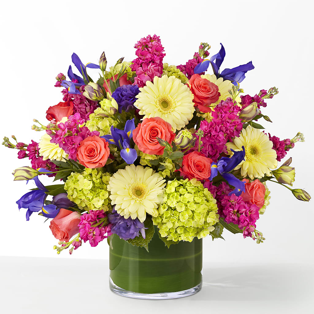 The Couture – TREASURE HUT FLOWERS GIFTS & GHSES, Delavan WI