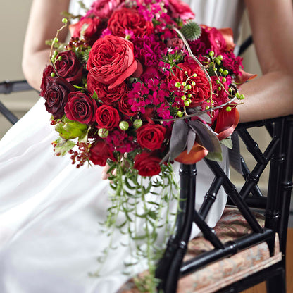 Pure Grace Bouquet – TREASURE HUT FLOWERS GIFTS & GHSES, Delavan WI