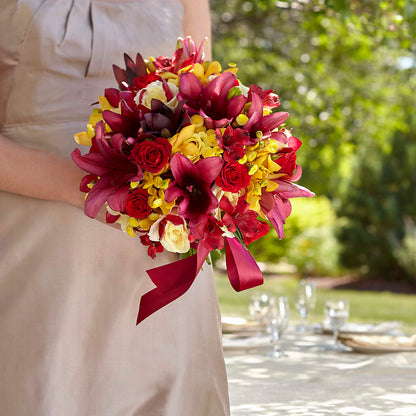 Sunningdale Bouquet – TREASURE HUT FLOWERS GIFTS & GHSES, Delavan WI